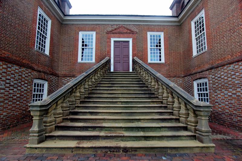 Stratford Hall front - Stratford - History's Homes