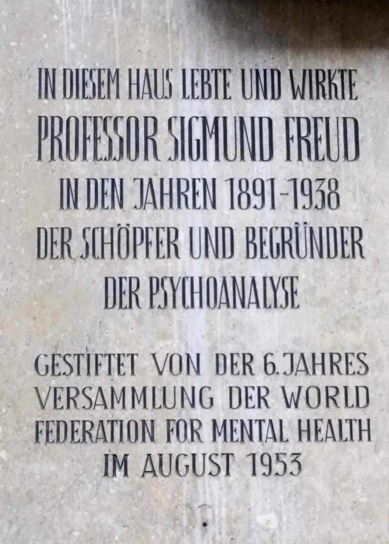 Sigmund Freud Museum plaque - Vienna - History's Homes