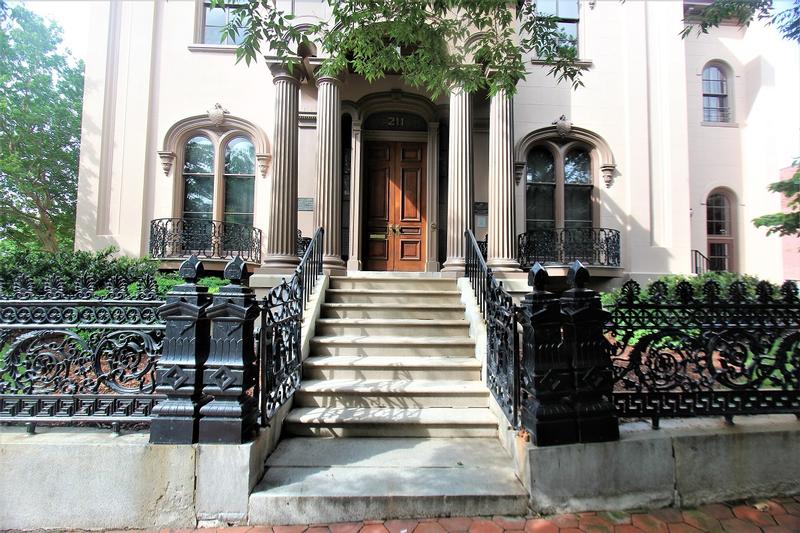 Bolling Haxall House front - Richmond - History's Homes