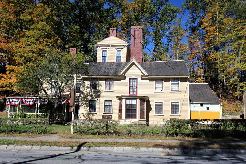 The Wayside - Concord - History's Homes