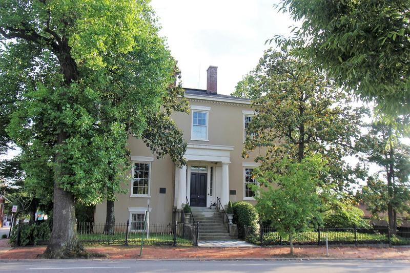 Ellen Glasgow House front - Richmond - History's Homes