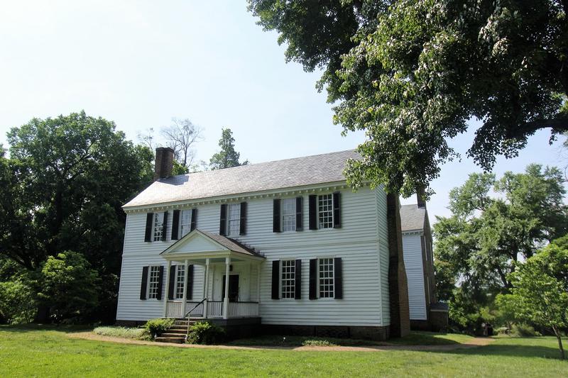 Tuckahoe Plantation side view - Henrico - History's Homes