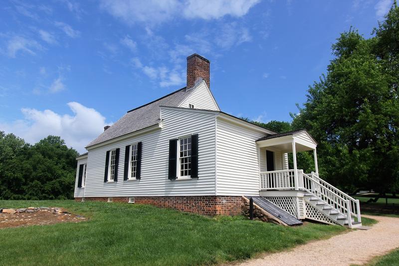 Red Hill rear - Brookneal - History's Homes