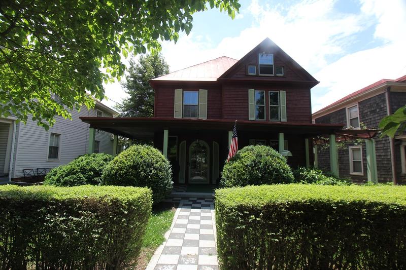 Anne Spencer House front - Lynchburg - History's Homes