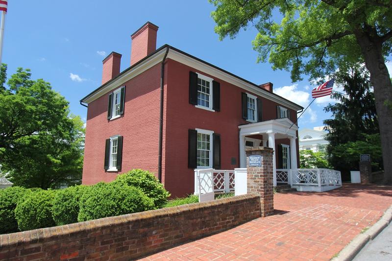 Woodrow Wilson Birthplace side - Staunton - History's Homes