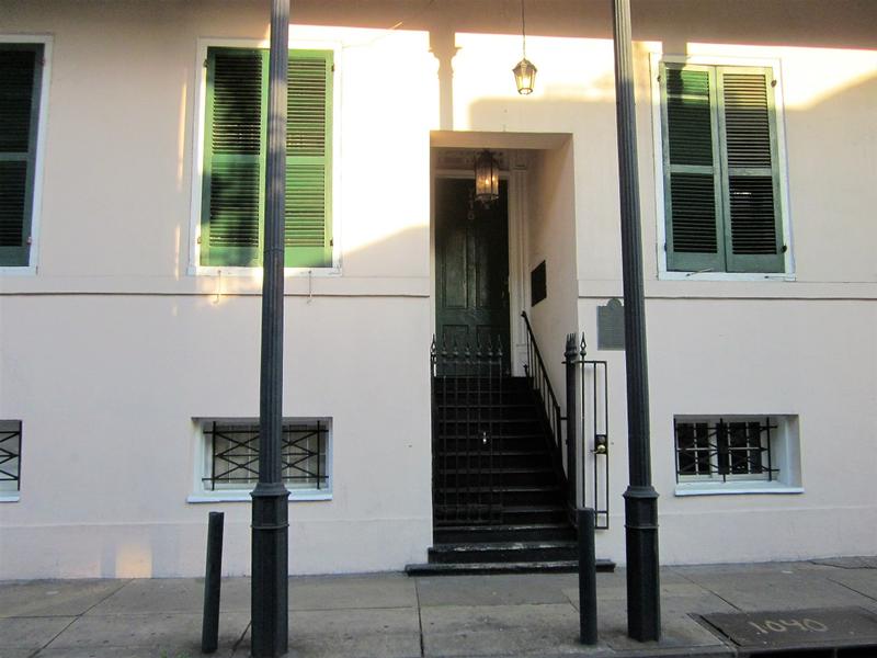 Gardette-Le Pretre House front entrance - New Orleans - History's Homes