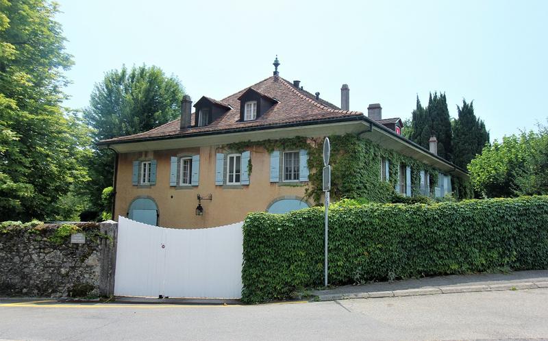 Audrey Hepburn Home - Tolochenaz - History's Homes