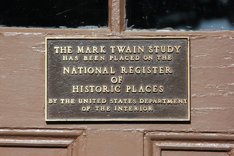 Mark Twain Study plaque - Elmira - History's Homes