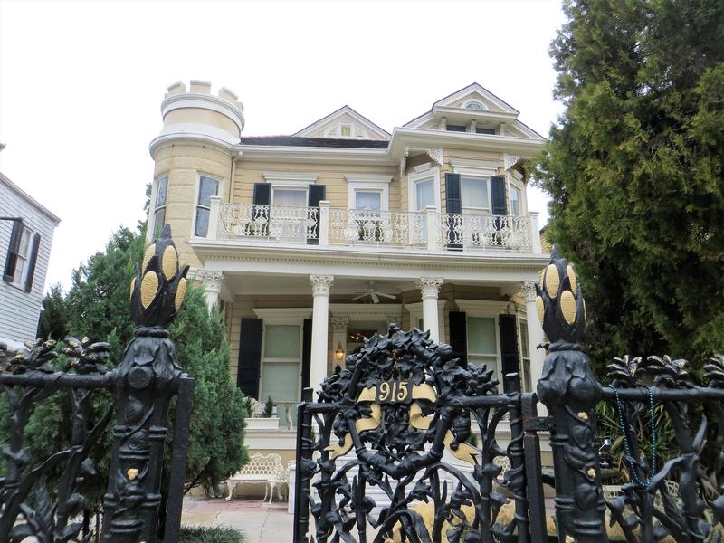 Cornstalk Hotel - New Orleans - History's Homes