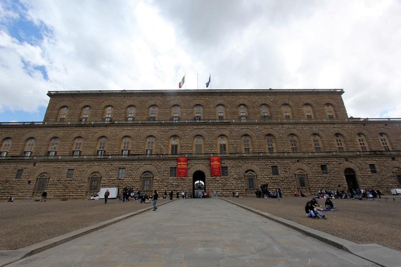 Palazzo Pitti - Florence - History's Homes