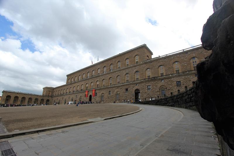 Palazzo Pitti - Florence - History's Homes