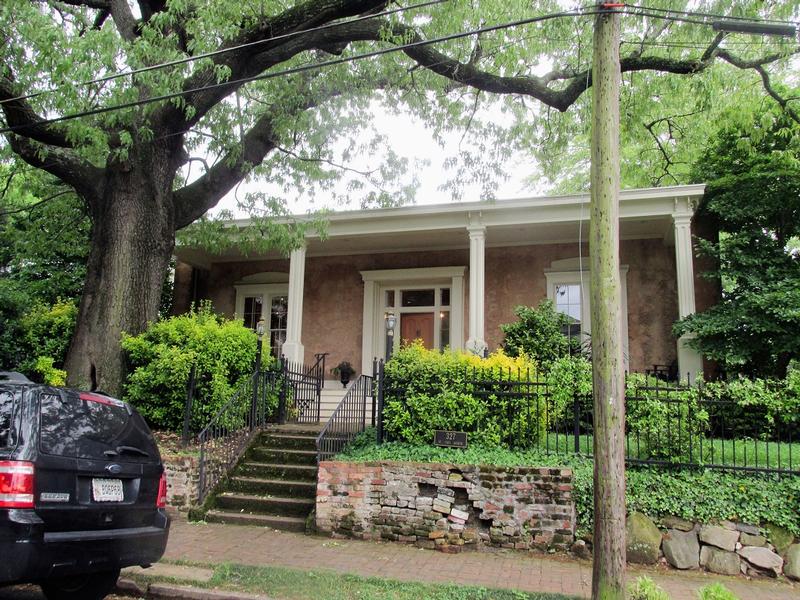 L.P. Grant Mansion front - Atlanta - History's Homes